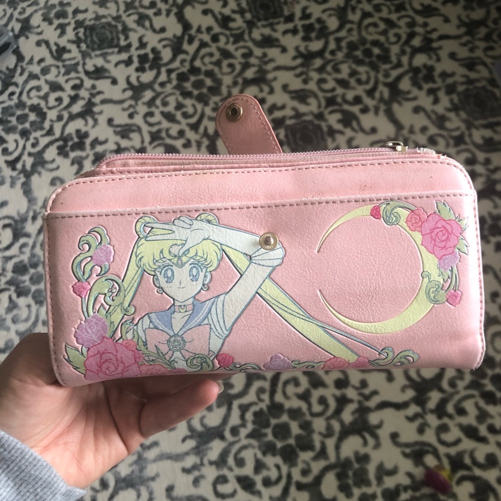 - Sailor moon Loungefly wallet (has damage)